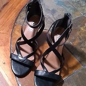 Cute block sandals sz 11M